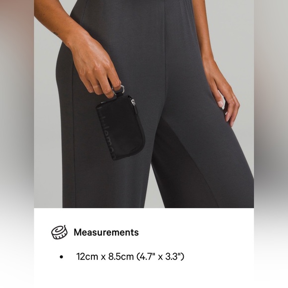 Lululemon Clippable Card Pouch, Wallet, Coin Purse NWT - Picture 3 of 7